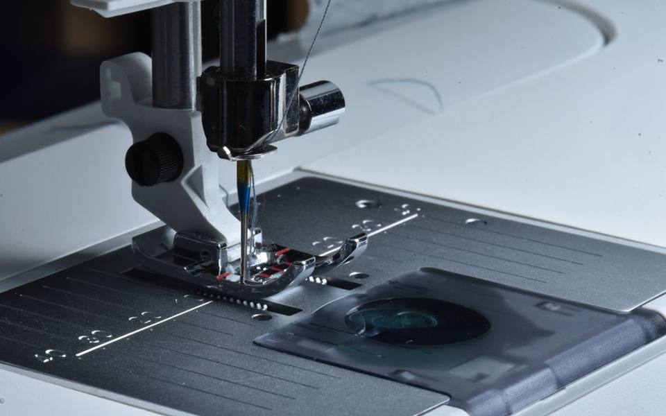 Needles, presser feet, and machine accessories