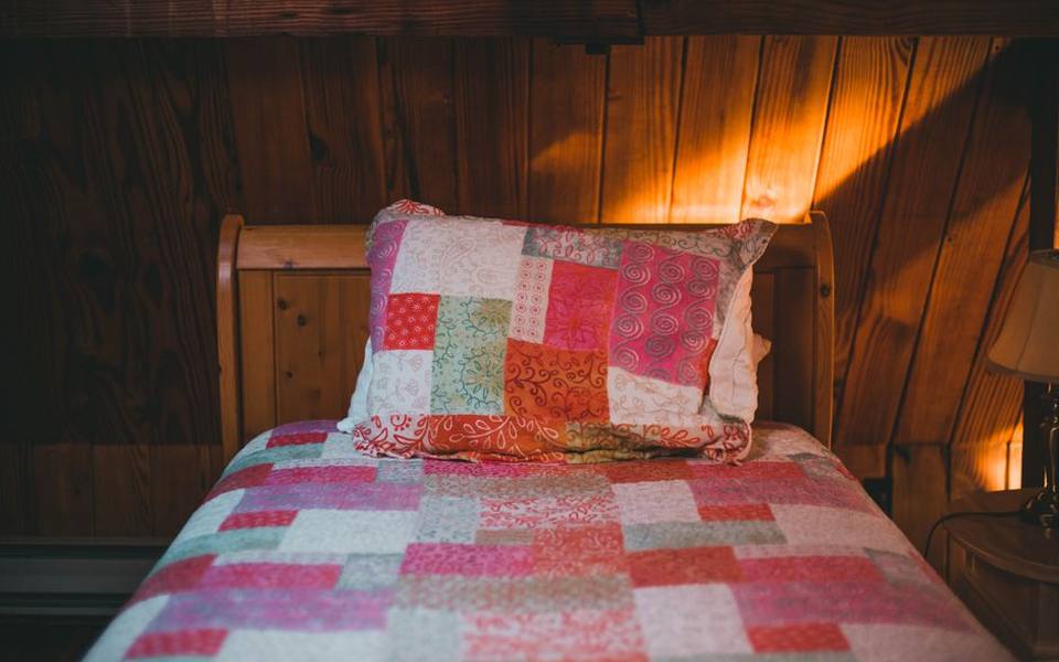 The Enduring Appeal of the Log Cabin Quilt Pattern