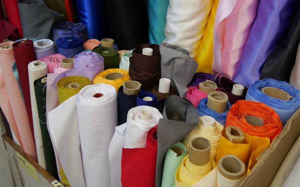 Understanding Solution-Dyed Acrylic and Sunbrella Technology